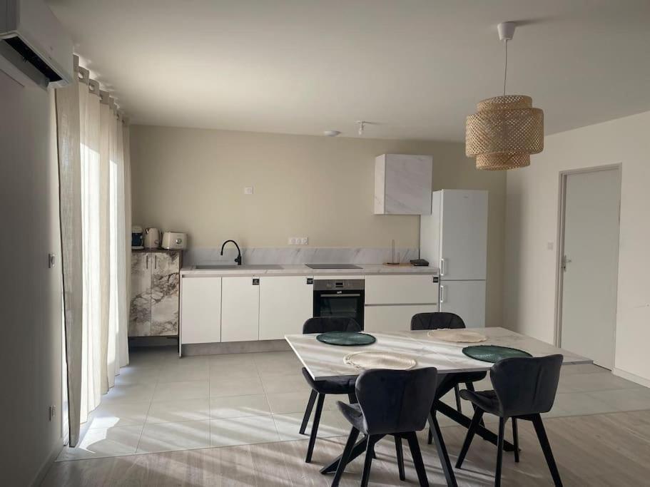 Maison By Sana Proche Du Lac Châtellerault Eksteriør bilde